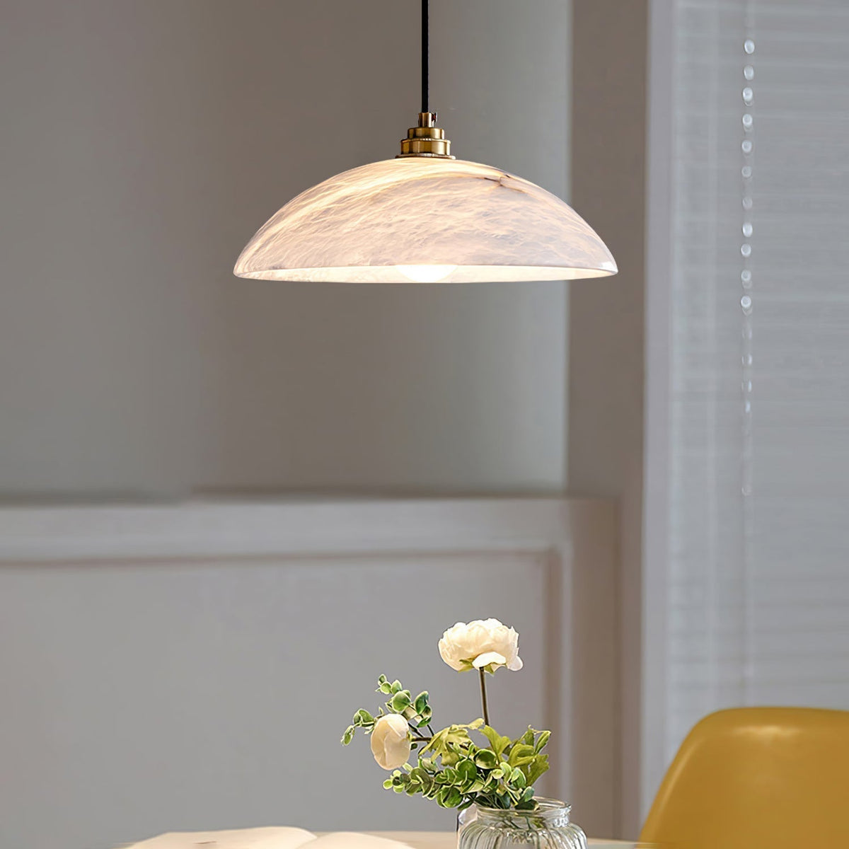 Delin Dome Pendant Light Alabaster &Brass - Neutralighting