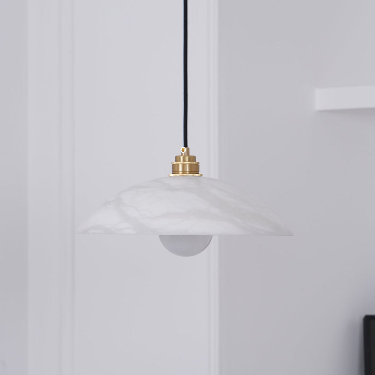 Delin Dome Pendant Light Alabaster &Brass - Neutralighting